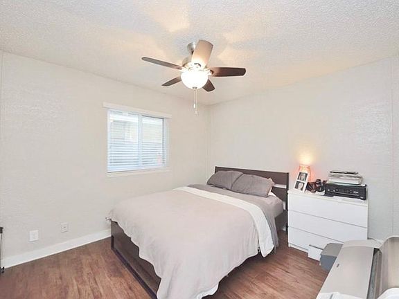 5th image of 2401 Manor Rd APT 132A