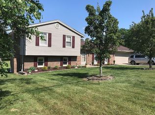 2132 Gardner Rd, Hamilton, OH 45013