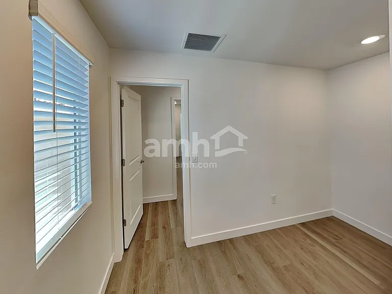9567 E Harkes Dr — Photo 6