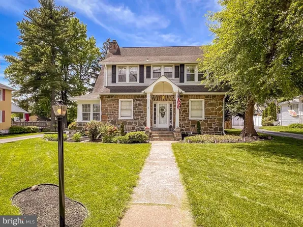 6 Washington Ave, East Norriton, PA 19401