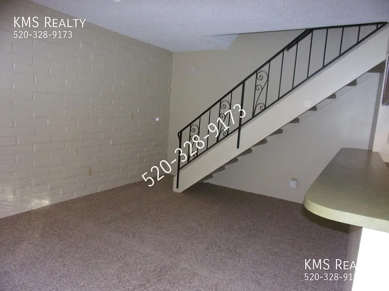 6609 E Calle Alegria #C — Photo 10
