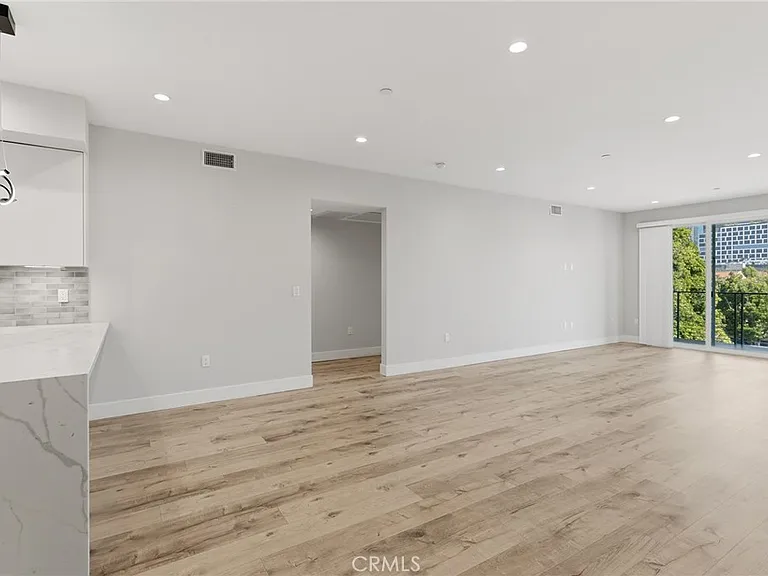 5820 La Mirada Ave #302 — Photo 3
