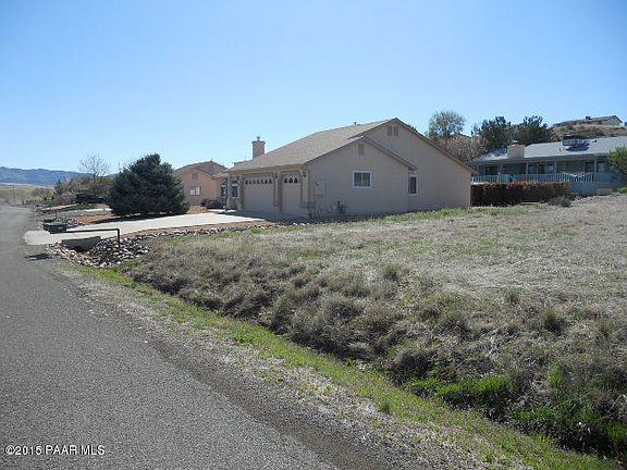 2nd image of 4821 N Sheridan Ln