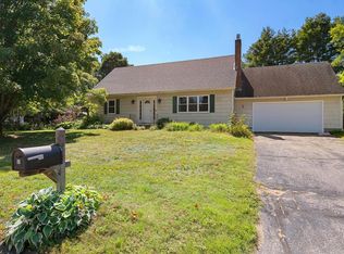 57 Lindale Drive, Colchester, VT 05446