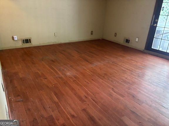 2nd image of 5775 Koweta Rd