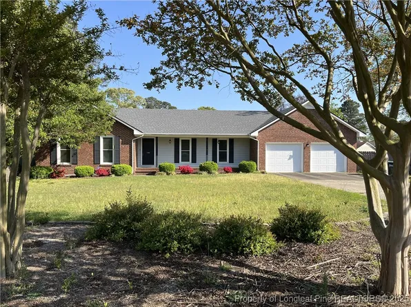 1799 Knotty Oak Ct, Fayetteville, NC 28314