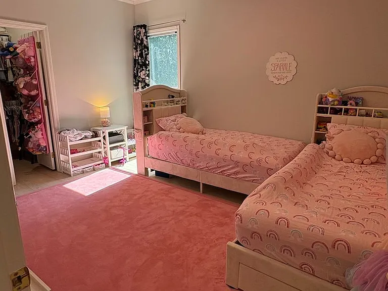 5 Saint Thomas Ct — Photo 28