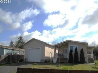 63433 Capitol Dr, Coos Bay, OR 97420