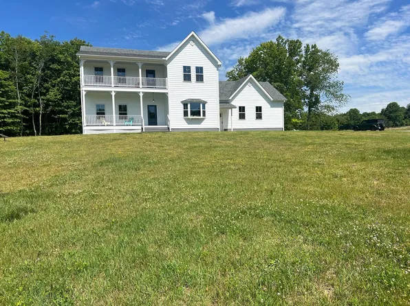 631 Hollandsworth Dr, Hillsboro, WV 24946