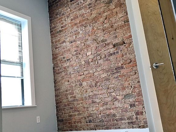 3rd image of 717 Macdonough St #8H