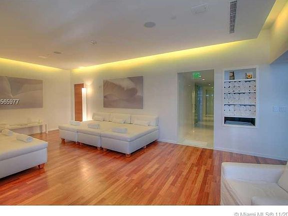4th image of 1040 Biscayne Blvd APT 2101