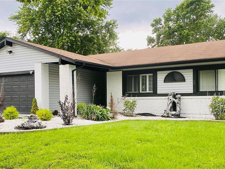 1st image of 2440 Whitshire Dr