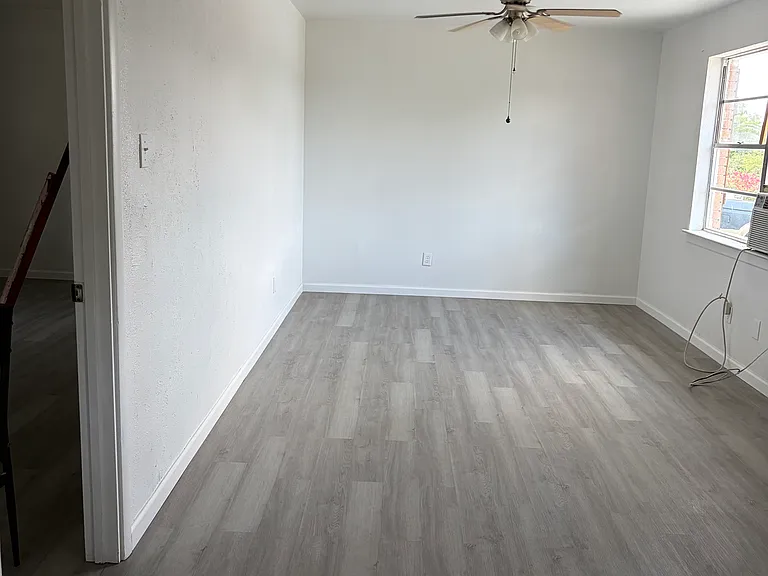 308 SE 17th St #308 — Photo 4
