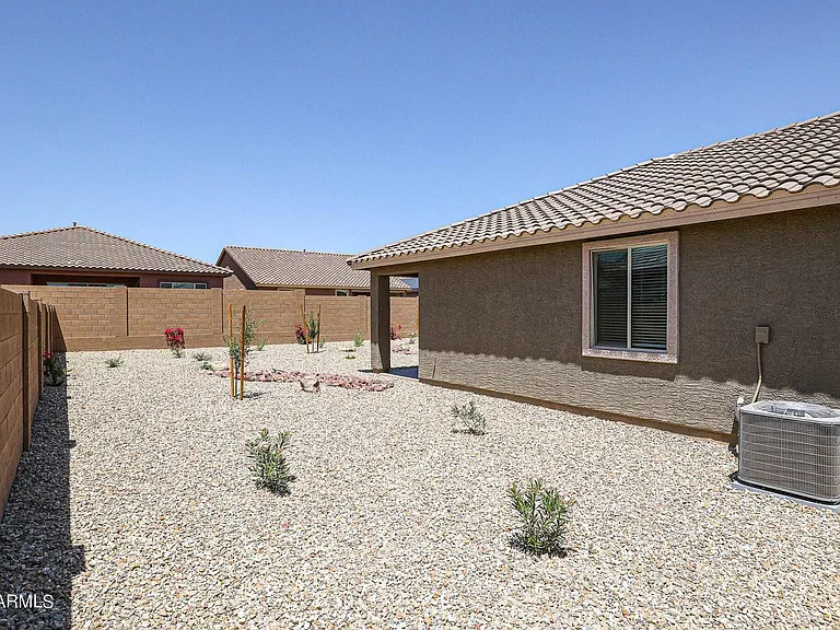 16554 W Questa Dr — Photo 36