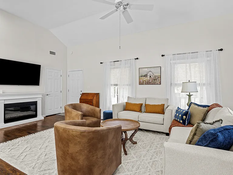 52 Summit Dr — Photo 7