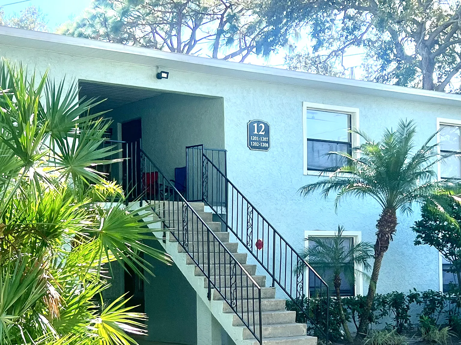 The Apartments at Oak Creek — Photo 4