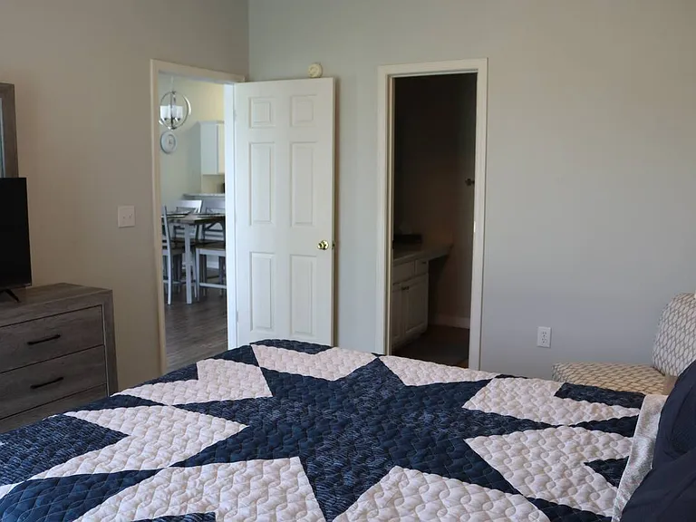 Bedroom with Queen Bed