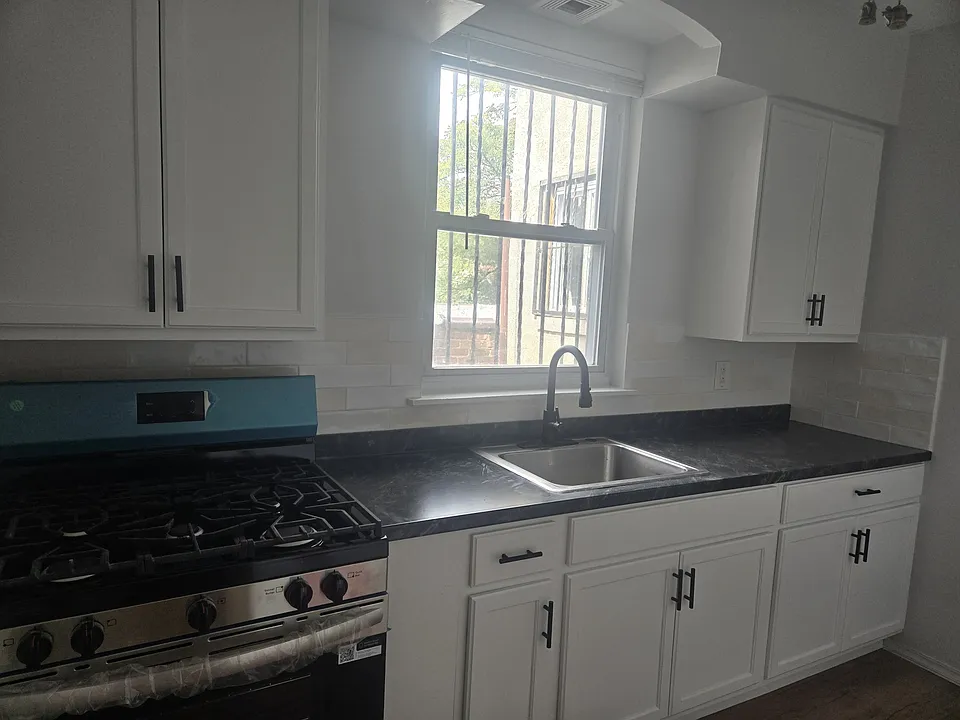 1149 S Orange Ave #3