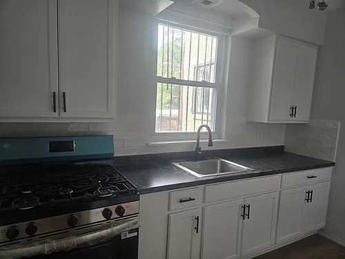 1149 S Orange Ave #3 Photo 1