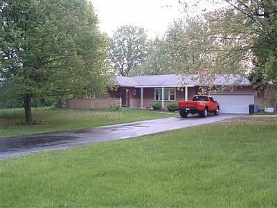 2nd image of 6201 Miller Ln
