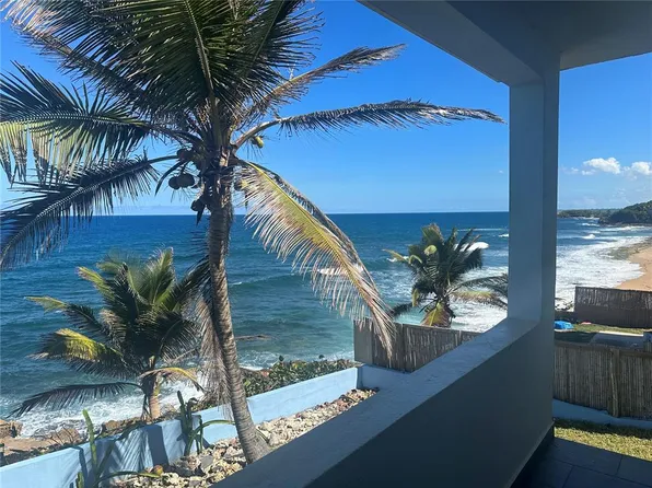 91 E Calle Kennedy, Dorado, PR 00646