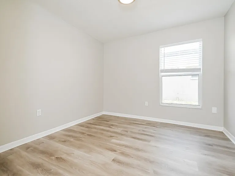 3740 Imperial Dr — Photo 13
