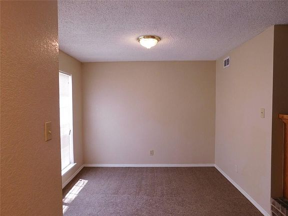 3rd image of 361 Sims Dr