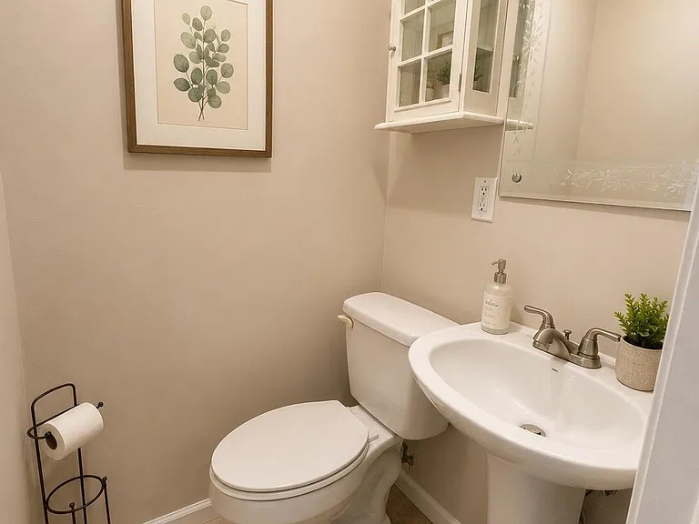 601 Harmony Rd — Photo 20