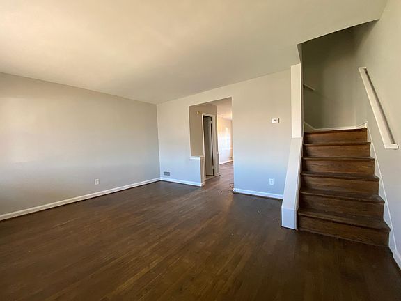 4th image of 807 Loalan Ave