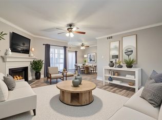 9707 Richmond Ave APT 11, Houston, TX 77042