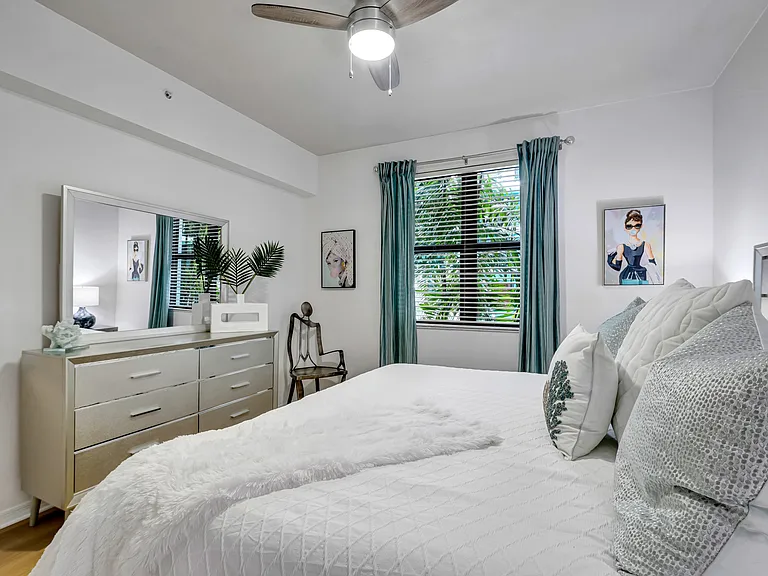 Aviah Flagler Village — Photo 42