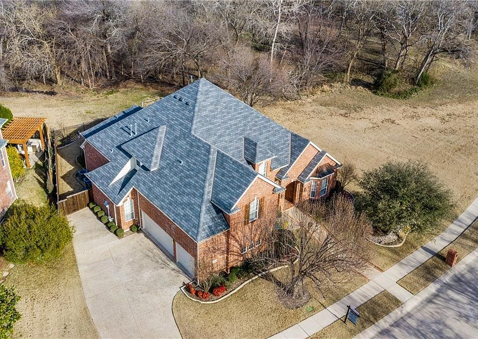 1st image of 2116 Waterbrook Dr