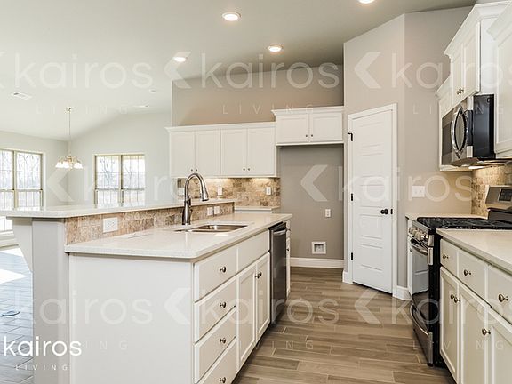 4th image of 5901 NW Meade St