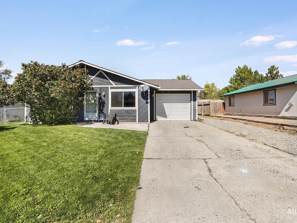 818 19th Ave E, Jerome, ID 83338 | MLS #99001707 | Zillow
