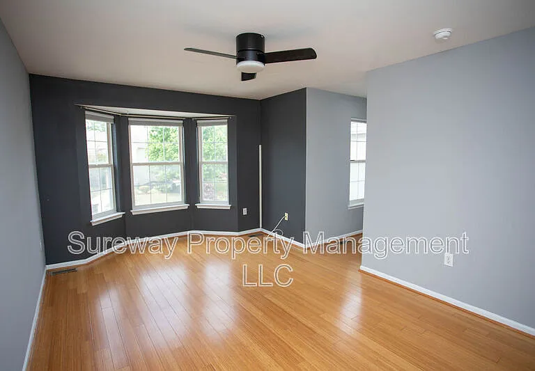 605 Doral Dr — Photo 19