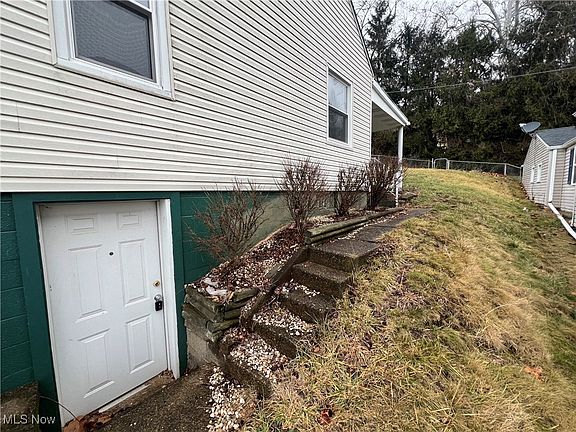 3rd image of 509 Concord St