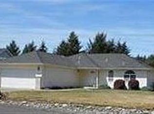 520 Fir St, Lyons, OR 97358