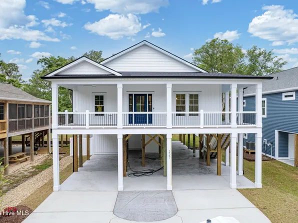 227 NE 34th Street, Oak Island, NC 28465