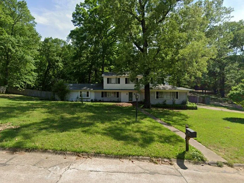 15 Sweetbrush Ave
