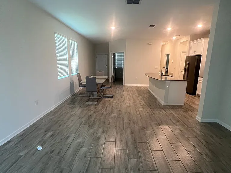 3427 Sagebrush St — Photo 5