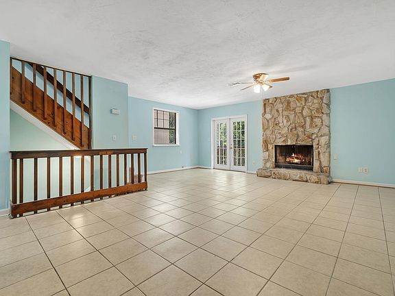 5th image of 1208 Cross Creek Way APT 1