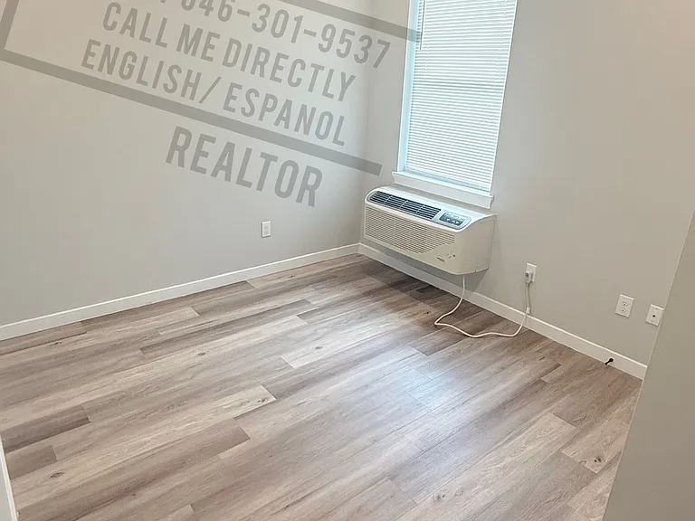 54 Pearl St — Photo 8