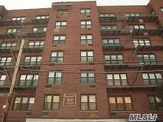 87-70 173rd St APT 3A photo 1