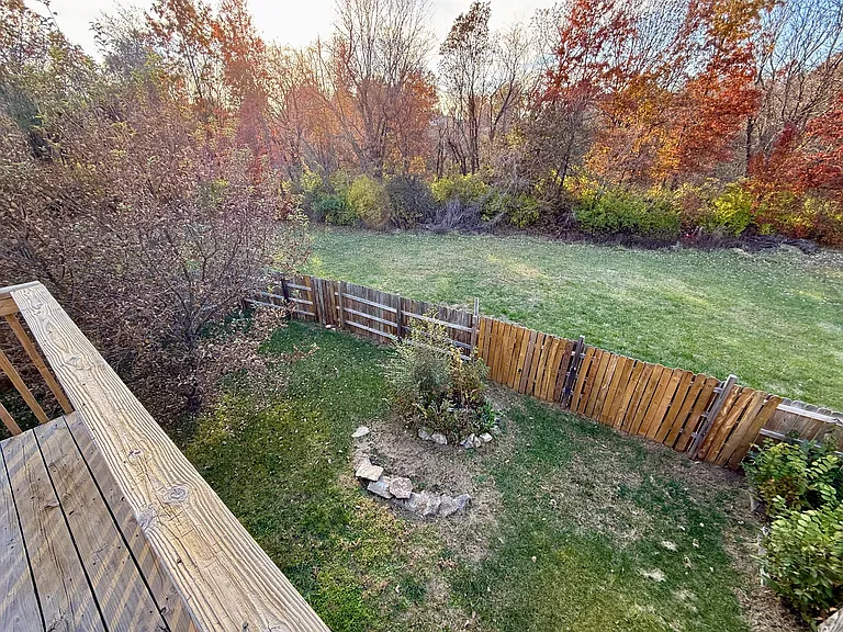 1821 Kingbird Ln — Photo 34