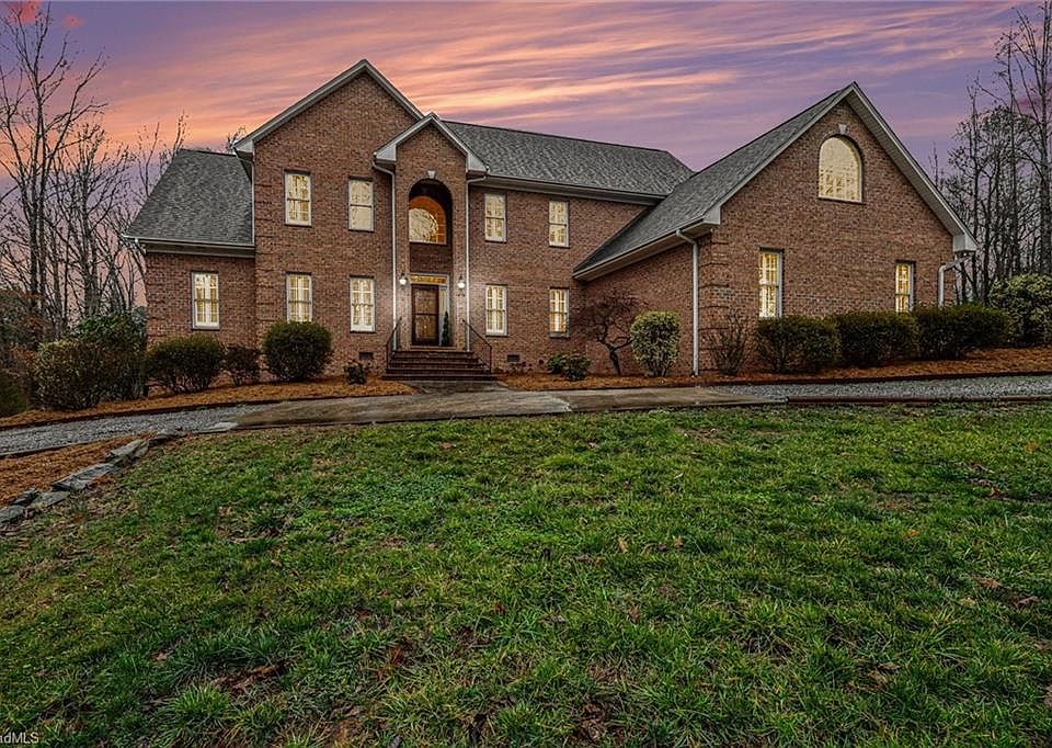 1st image of 1470 Robert Beck Rd