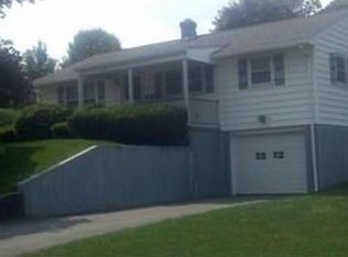 50 Higgins Cir, Chicopee, MA 01020