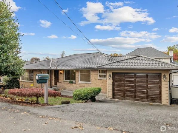 7915 37th Avenue S, Seattle, WA 98118