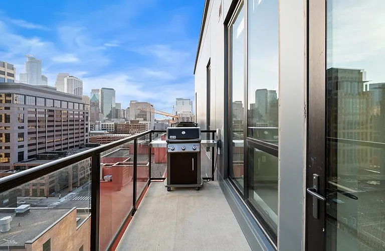 240 Park Avenue — Photo 54