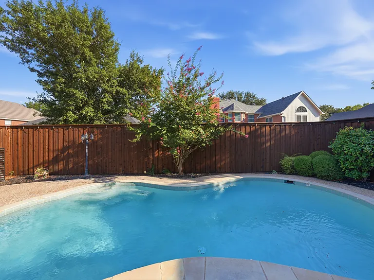 2416 McCarran Dr — Photo 53