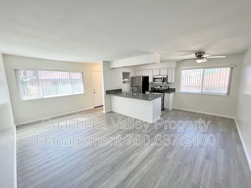 2 bed, 1.0 bath, 924 sqft, $1,995 — Photo 1